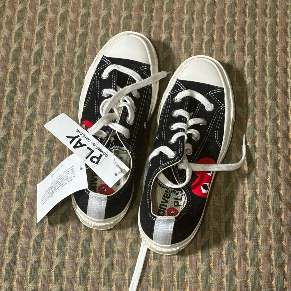 Converse x Comme des Garçons PLAY Chuck 70 🎱❤️